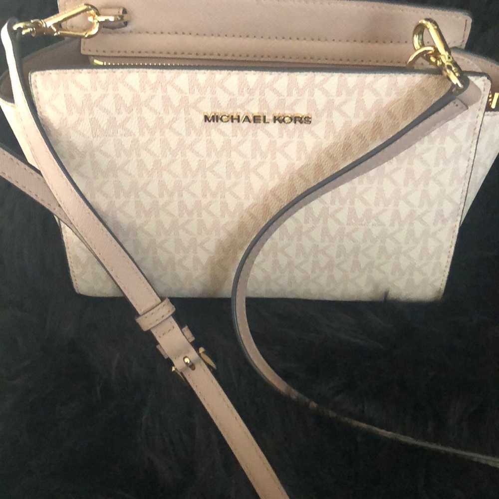 Michael Kors satchel